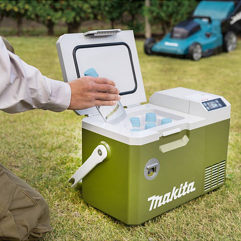กล่องเก็บความเย็น ร้อน MAKITA CW003GZ02O LXT 18V / XGT 40Vmax ความจุ 50 ลิตร เก็บความเย็น -18°C เก็บความร้อน 60°C (ตัวเปล่า)