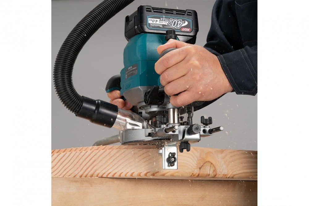 เราเตอร์ MAKITA RP001GZ ขนาด 1/2 นิ้ว (12.7 มม.) 1900 วัตต์, ความเร็วสูงสุด 25,000 รอบต่อนาที