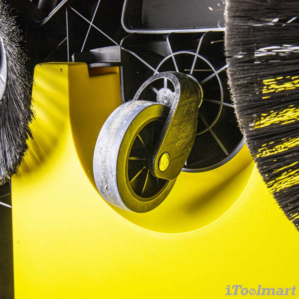 เครื่องกวาดพื้น Karcher S 4 TWIN เครื่องกวาดพื้นแบบเดินตาม 1 766 360 0