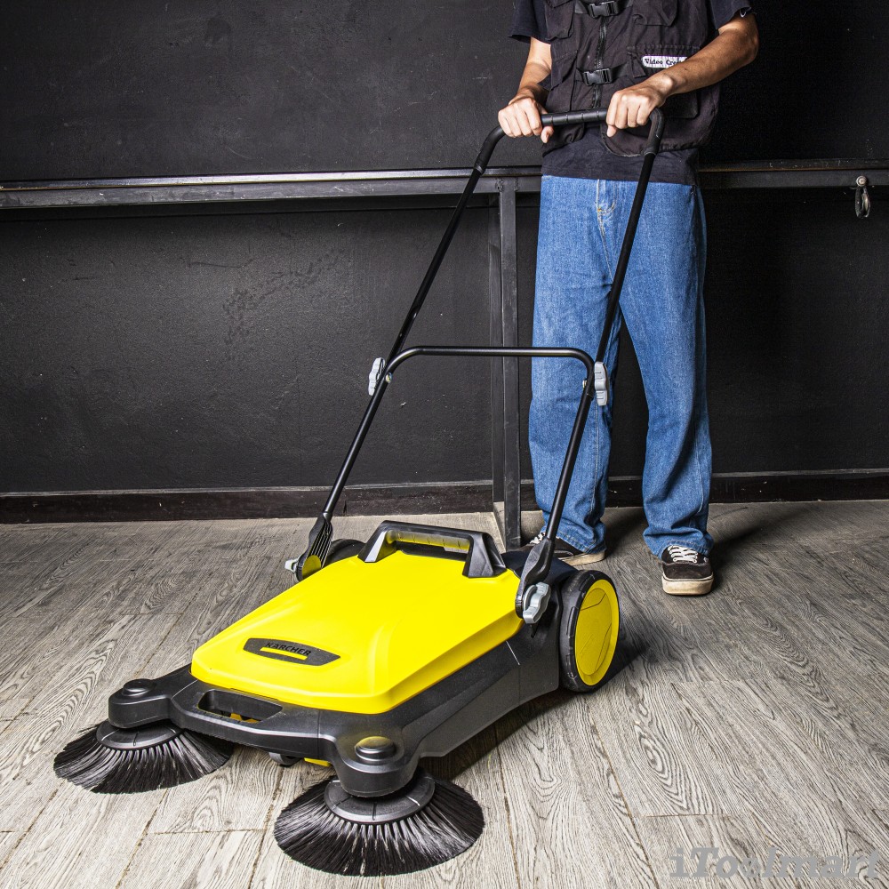เครื่องกวาดพื้น Karcher S 4 TWIN เครื่องกวาดพื้นแบบเดินตาม 1 766 360 0
