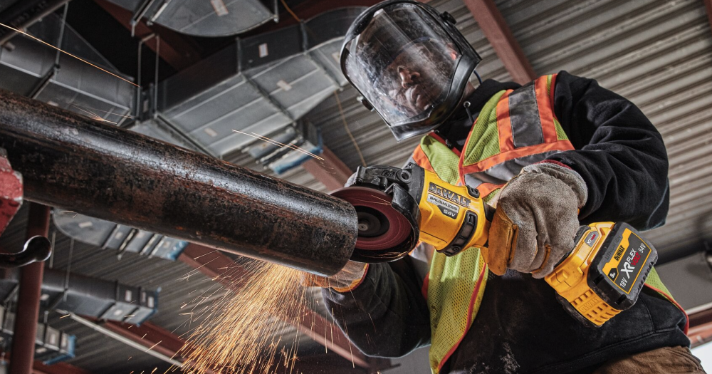 เครื่องเจียรไร้สาย DEWALT DCG418N B1 60VMax ขนาด 4 นิ้ว  ตัวเปล่า 