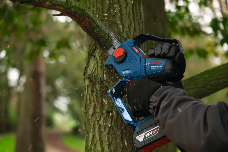 เลื่อยโซ่ไร้สาย Bosch GKE 18V 15 Professional 18V   ตัวเปล่า 