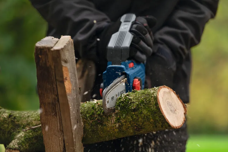 เลื่อยโซ่ไร้สาย Bosch GKE 18V 15 Professional 18V   ตัวเปล่า 