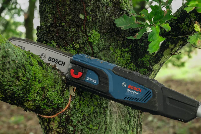 เลื่อยโซ่ไร้สาย Bosch GKE 18V 25 T Professional ด้ามยาว 18V   ตัวเปล่า 