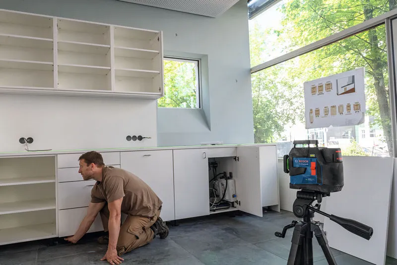 เลเซอร์วัดระดับ BOSCH GLL 90 33 XG แสงสีเขียว 