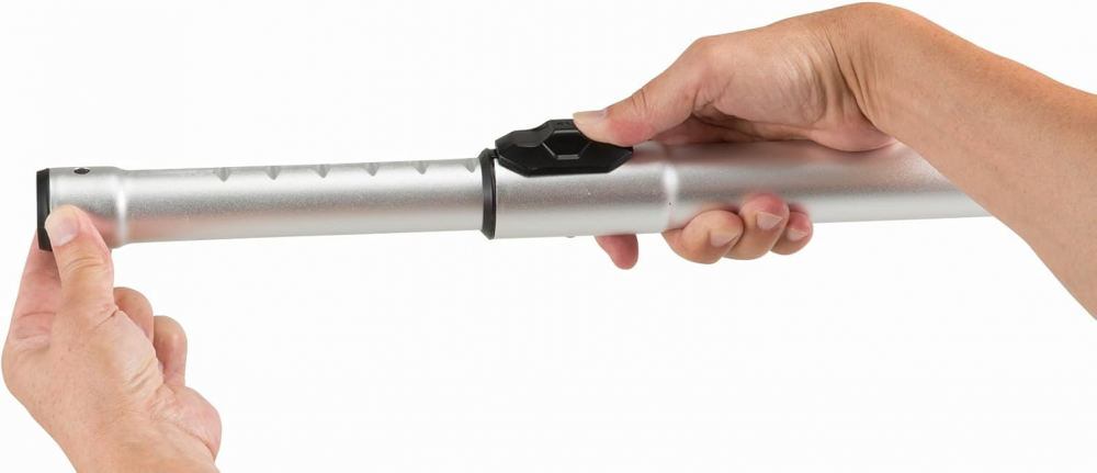 ท่ออลูมิเนียม MAKITA 140G19 0 แบบยืดหดได้ สำหรับใช้เครื่องดูดฝุ่น ขนาด 590 942 มม 