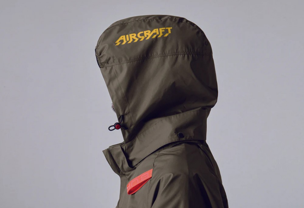 เสื้อพัดลม ไร้สาย BURTLE AIRCRAFT AC2061 SIZE M สีเขียวทหาร  ตัวเปล่า 