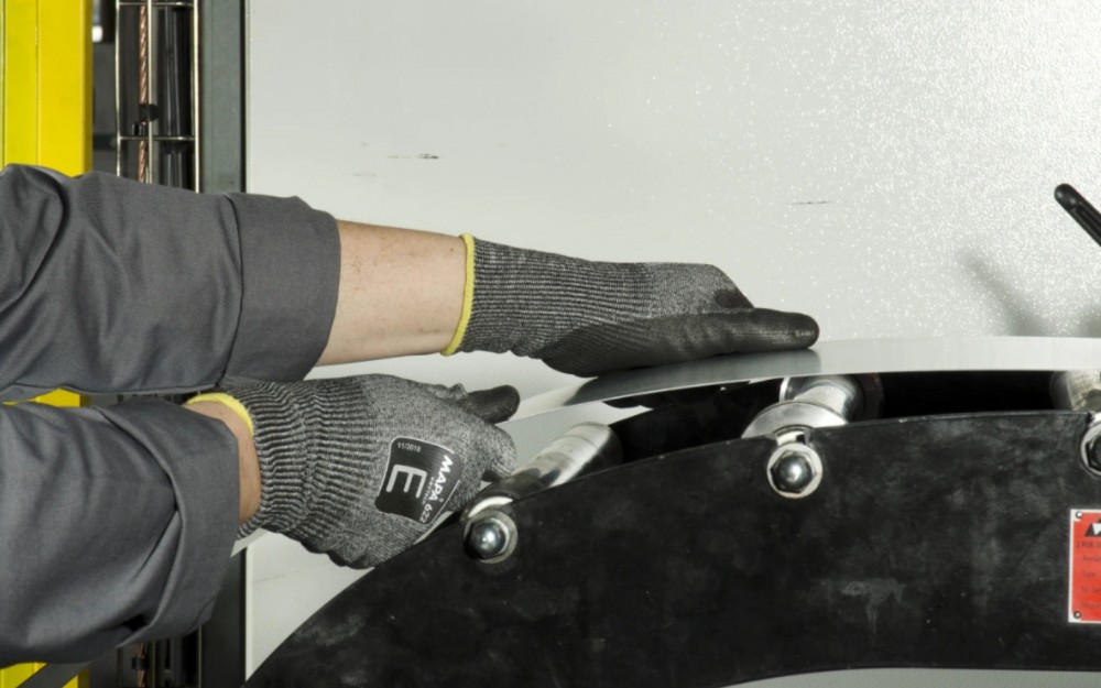 ถุงมือกันบาด MAPA KryTech 622 เบอร์ 9 L OEKO TEX® Cut E Level A5