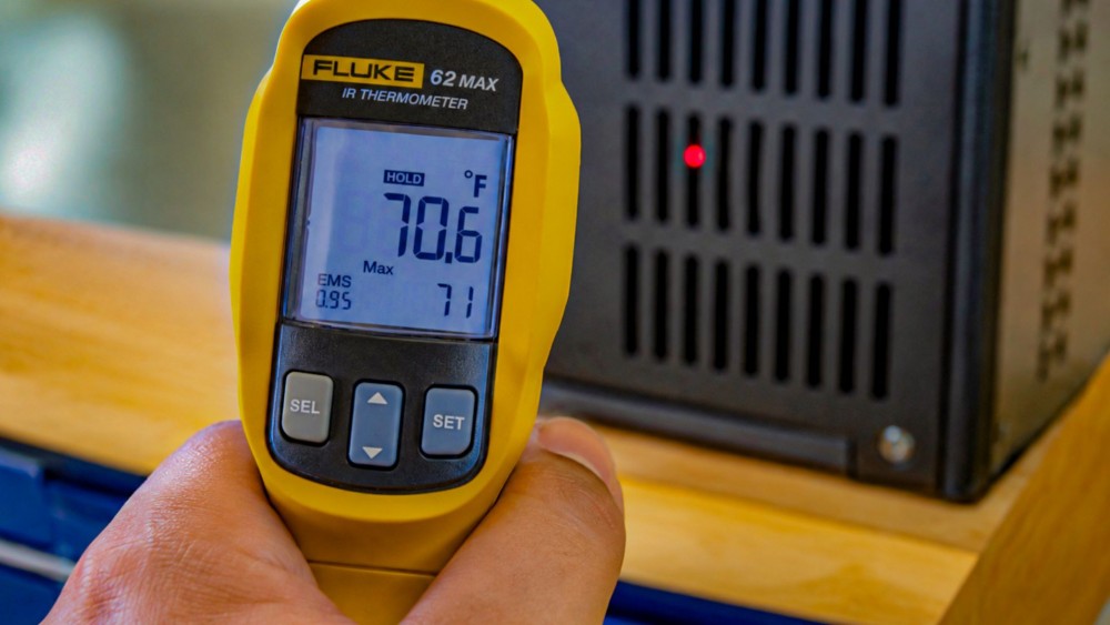 มีแค่ °C ไม่พอหรือ ทำไม เครื่องวัดอุณหภูมิ หลายรุ่น เพิ่ม Fahrenheit มาด้วย มีแค่ °C ไม่พอหรือ ทำไม เครื่องวัดอุณหภูมิ หลายรุ่น เพิ่ม Fahrenheit มาด้วย