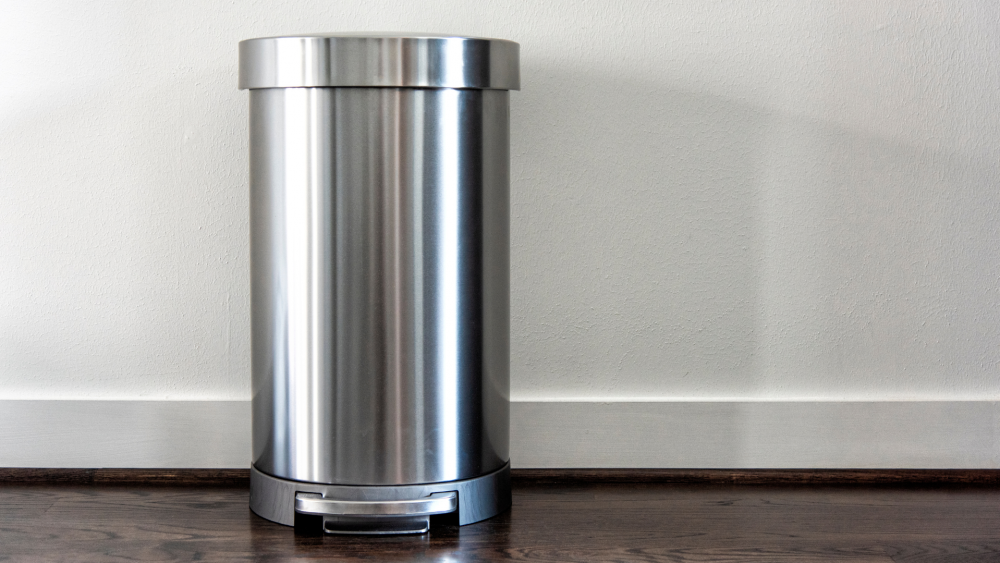 ถังขยะสแตนเลสก็เป็นสนิมได้ ทำไมคำว่า Stainless ไม่ได้แปลว่าไม่มีวันขึ้นสนิม