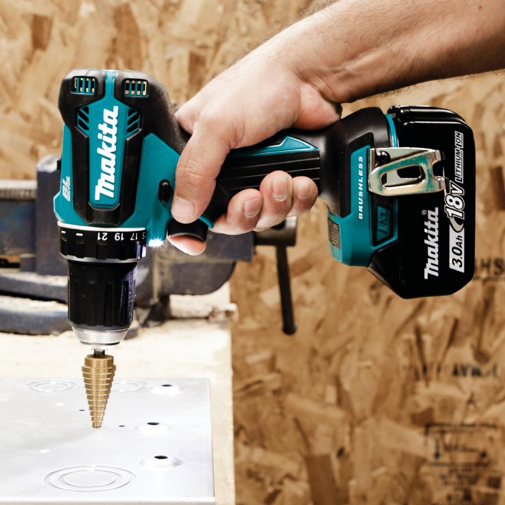 สว่านไขควงไร้สาย MAKITA DDF485Z 18V  ขนาด 1 2 นิ้ว  13 มิล   ตัวเปล่า 